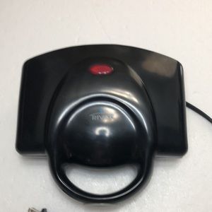 RIVAL 2 SLICES WAFFLE MAKER 16140